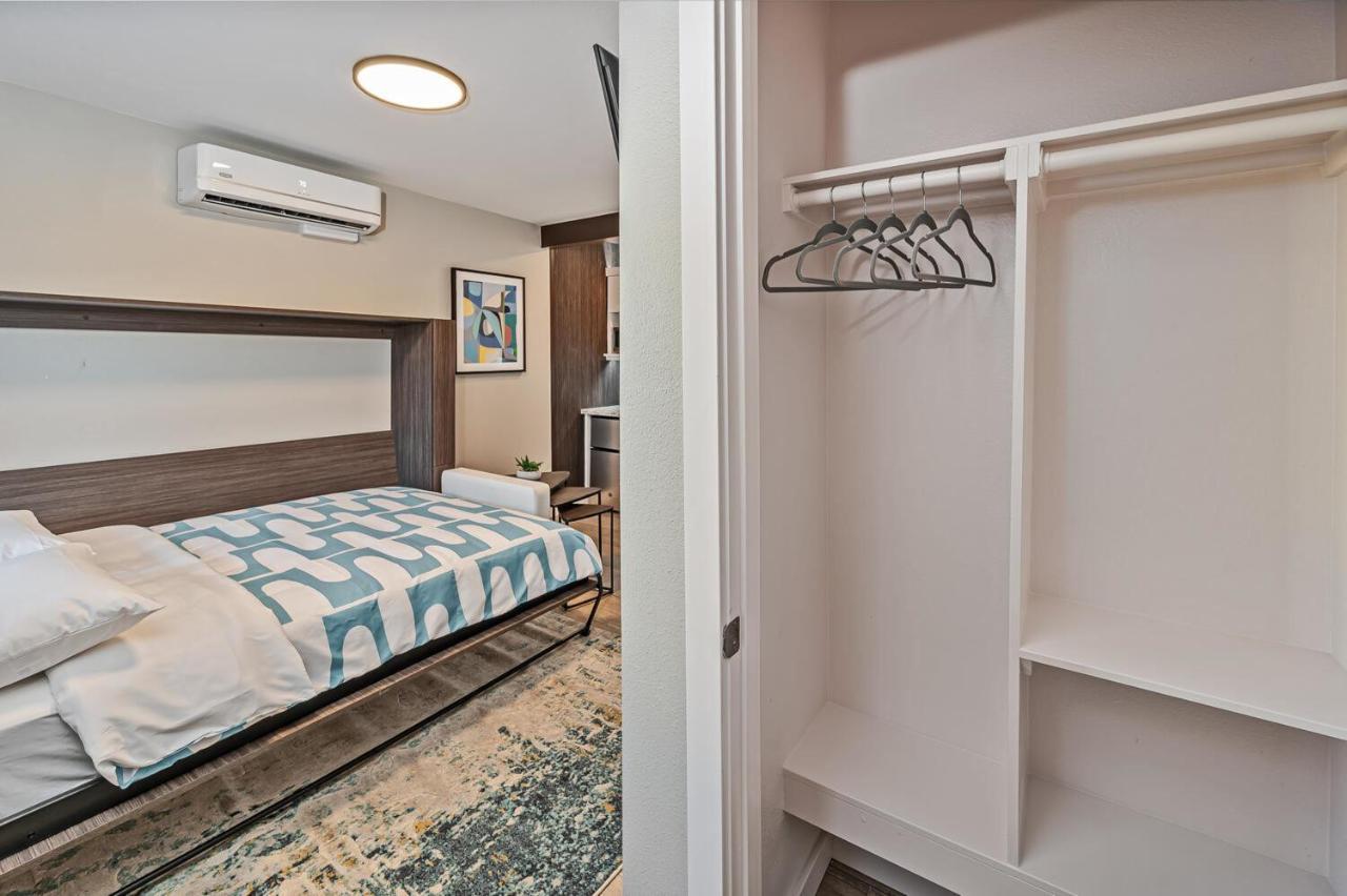 Boutique In The Heart Of Midtown! Apartment *